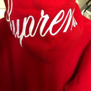 supreme logo hoodie in red